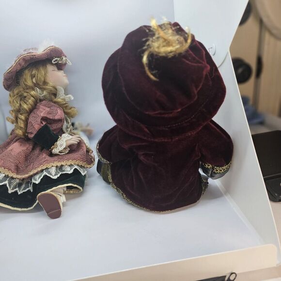 Cathay Collection Porcelain Dolls Kissing Boy And Girl - Picture 9 of 16